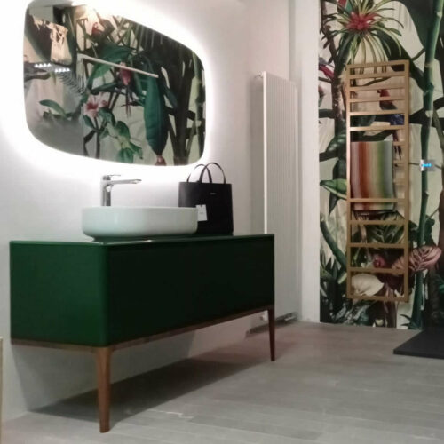 SPECCHIO STONDATO RETROILLUM. LED 120x75x2,5